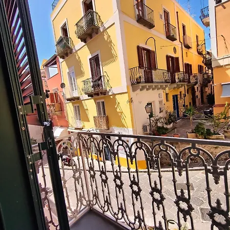 Bed & Breakfast Lipari Suite B&B *